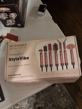 Insight StyleVibe 8-in-1 Interchangeable Hair Styler - Rose Gold